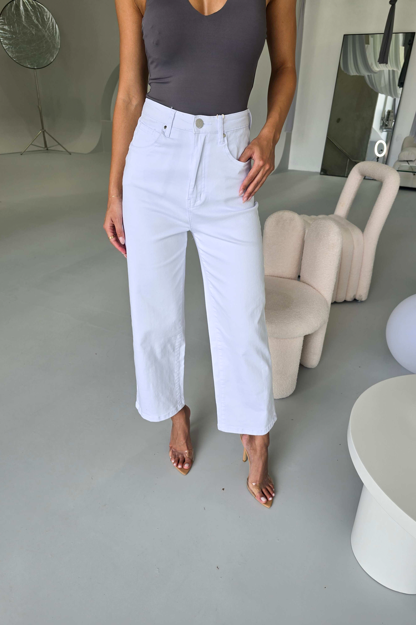 LAURA JEANS - WHITE