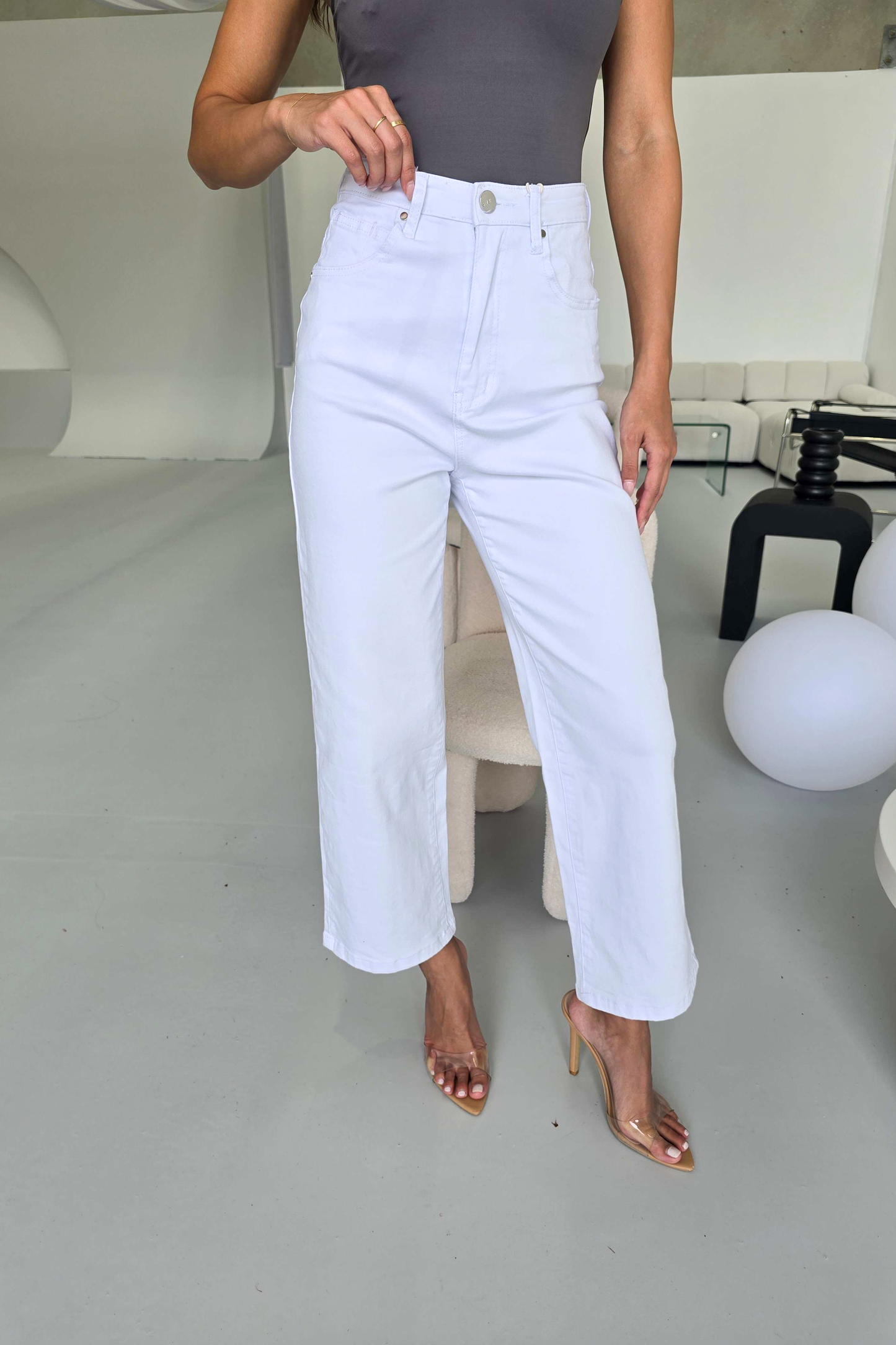 LAURA JEANS - WHITE