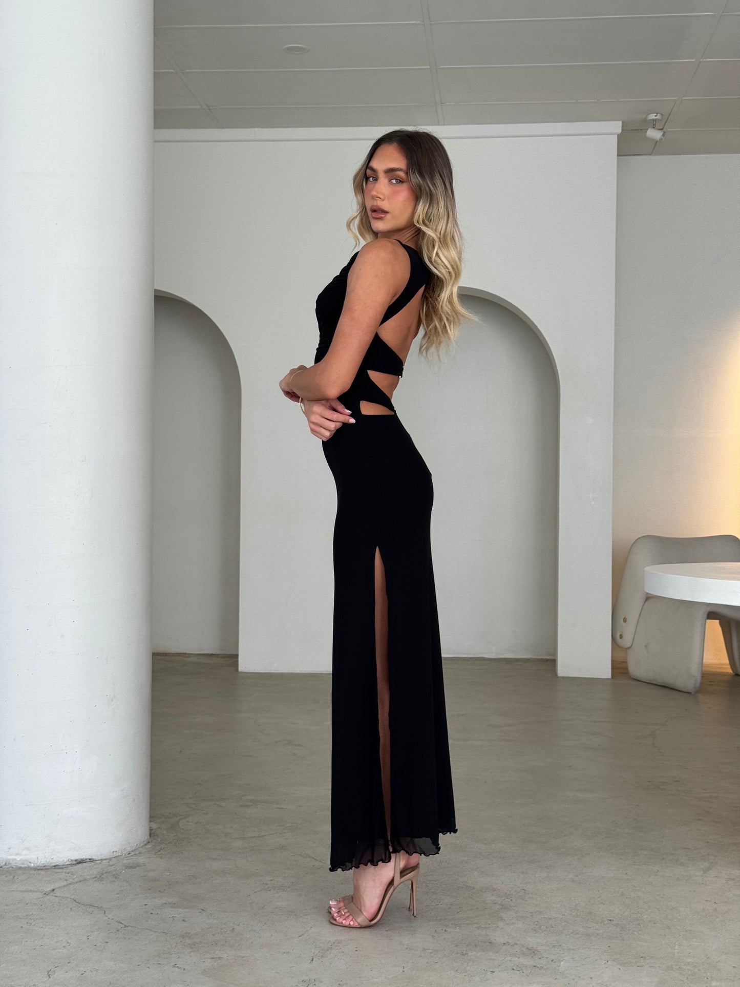 YARA DRESS - BLACK