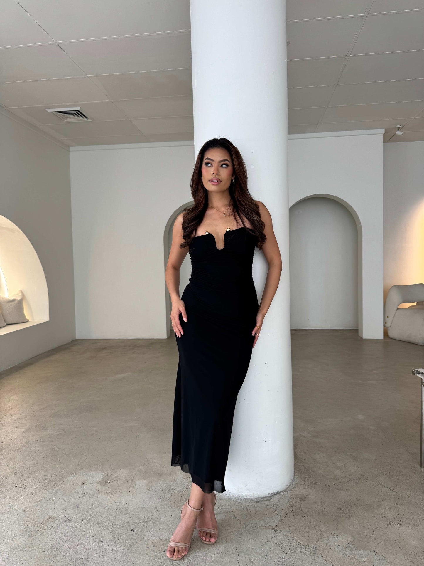 KOURT DRESS - BLACK