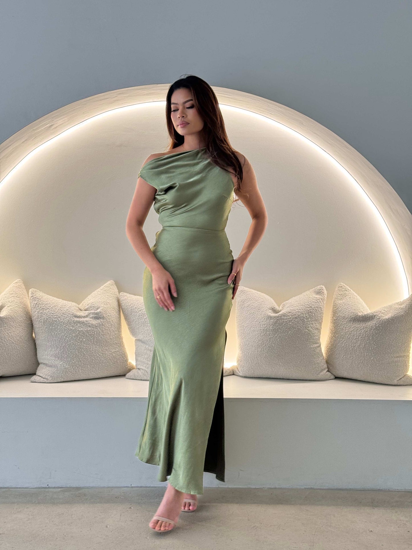 ZENIA DRESS - OLIVE