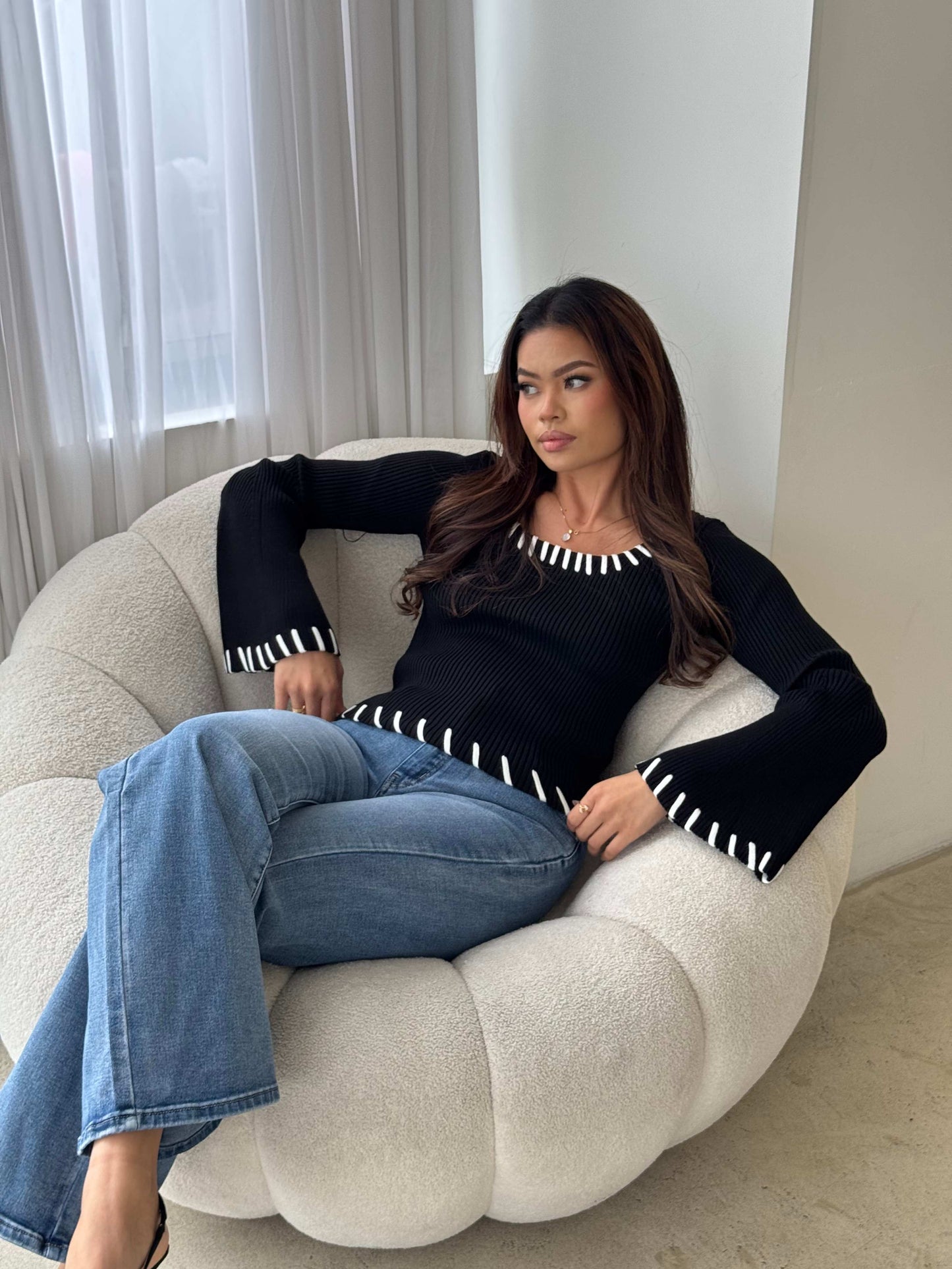 NISHA KNIT TOP - BLACK