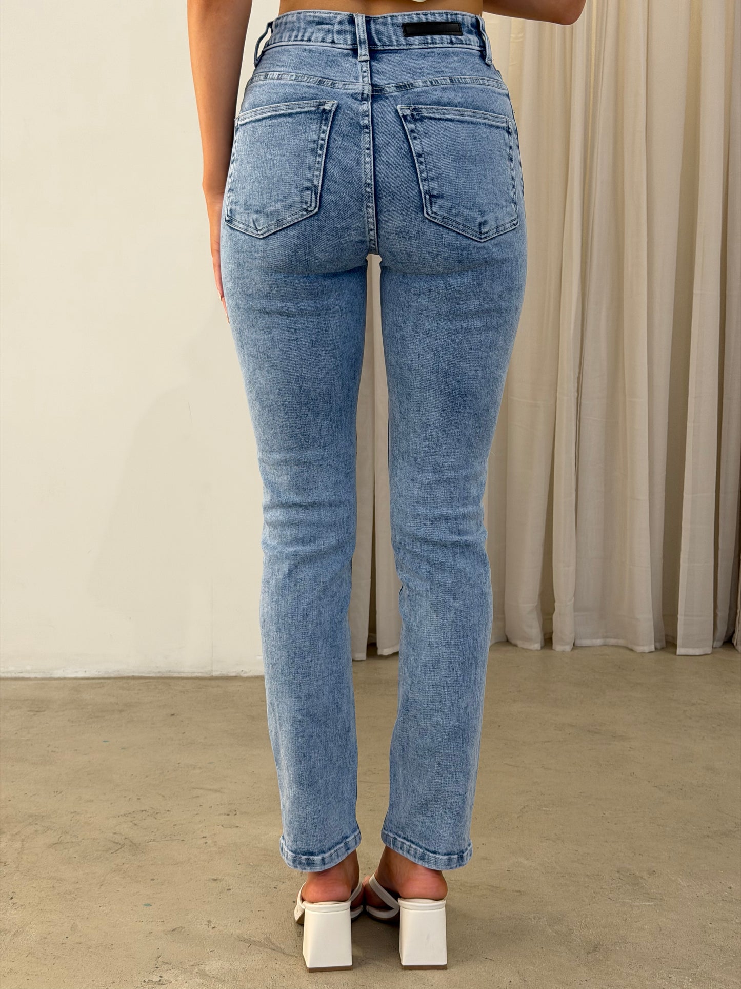 NICKI JEANS - L. BLUE DENIM