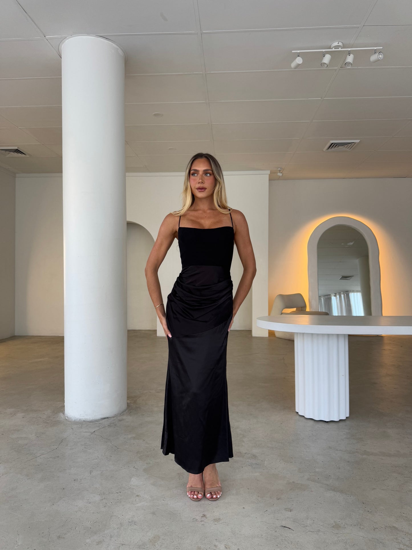 CLIO DRESS - BLACK