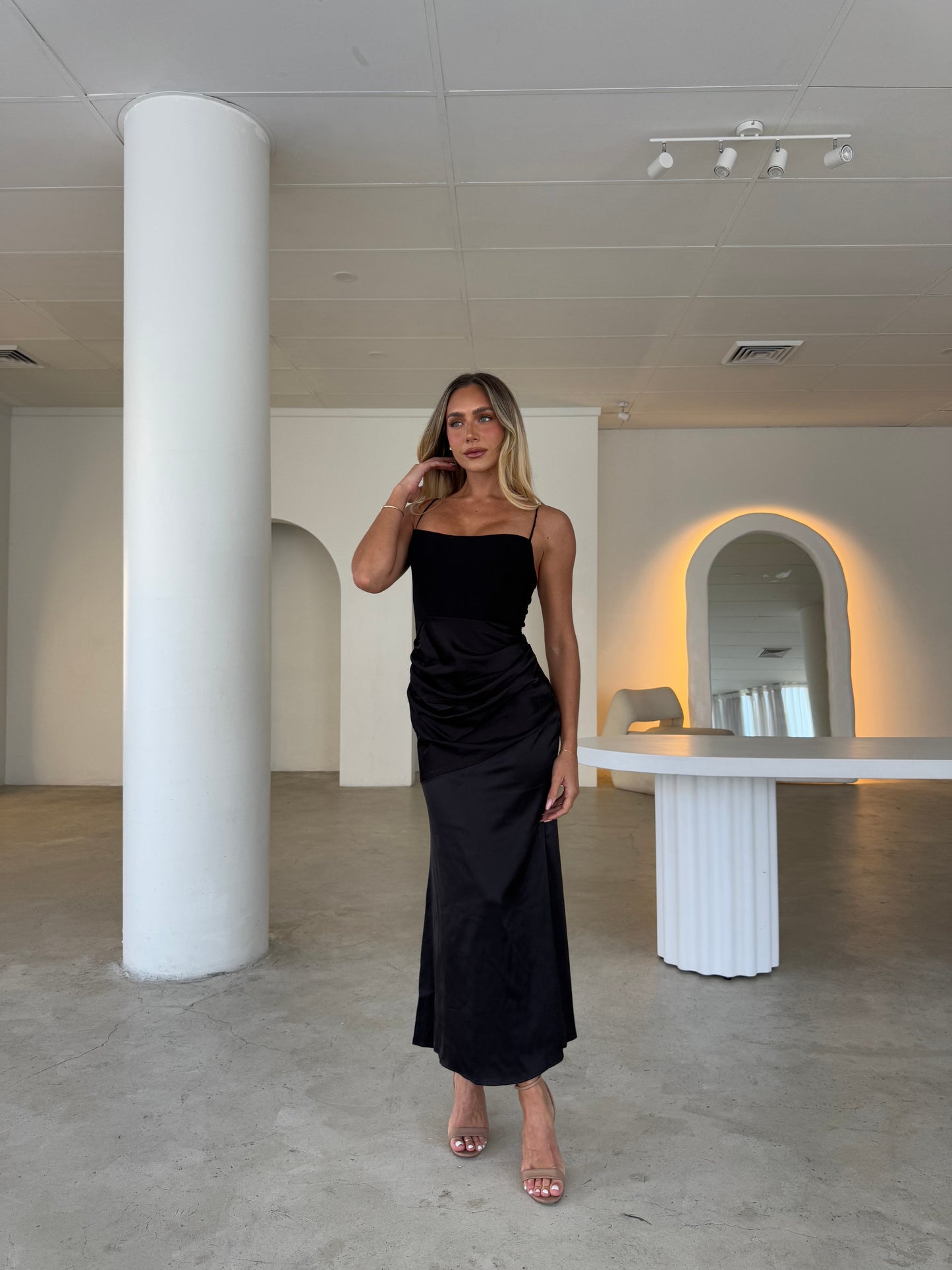 CLIO DRESS - BLACK
