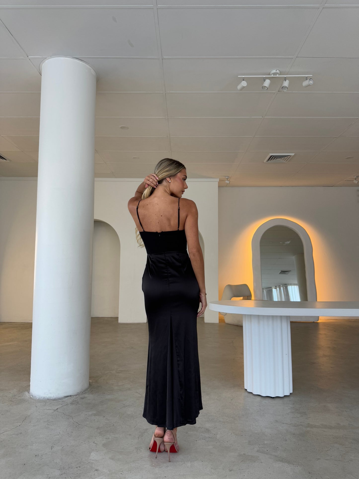 CLIO DRESS - BLACK