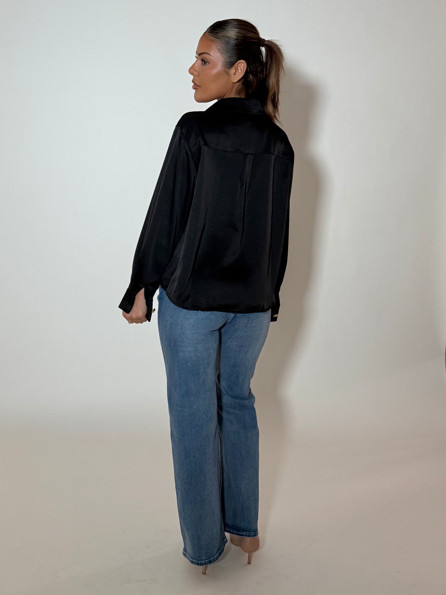 SHENA SHIRT - BLACK