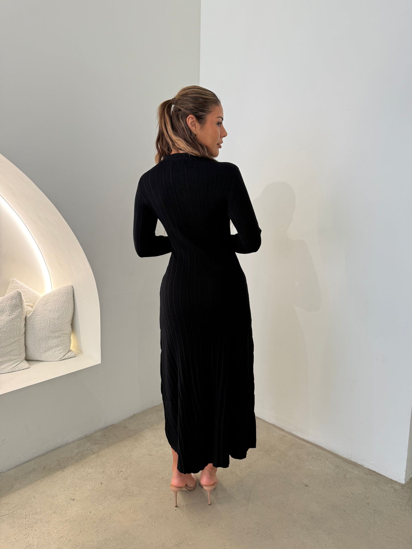 GRACE KNIT DRESS - BLACK