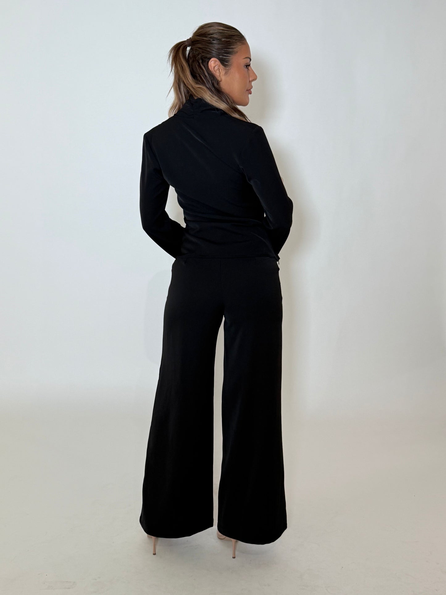 ROSE SET - BLACK