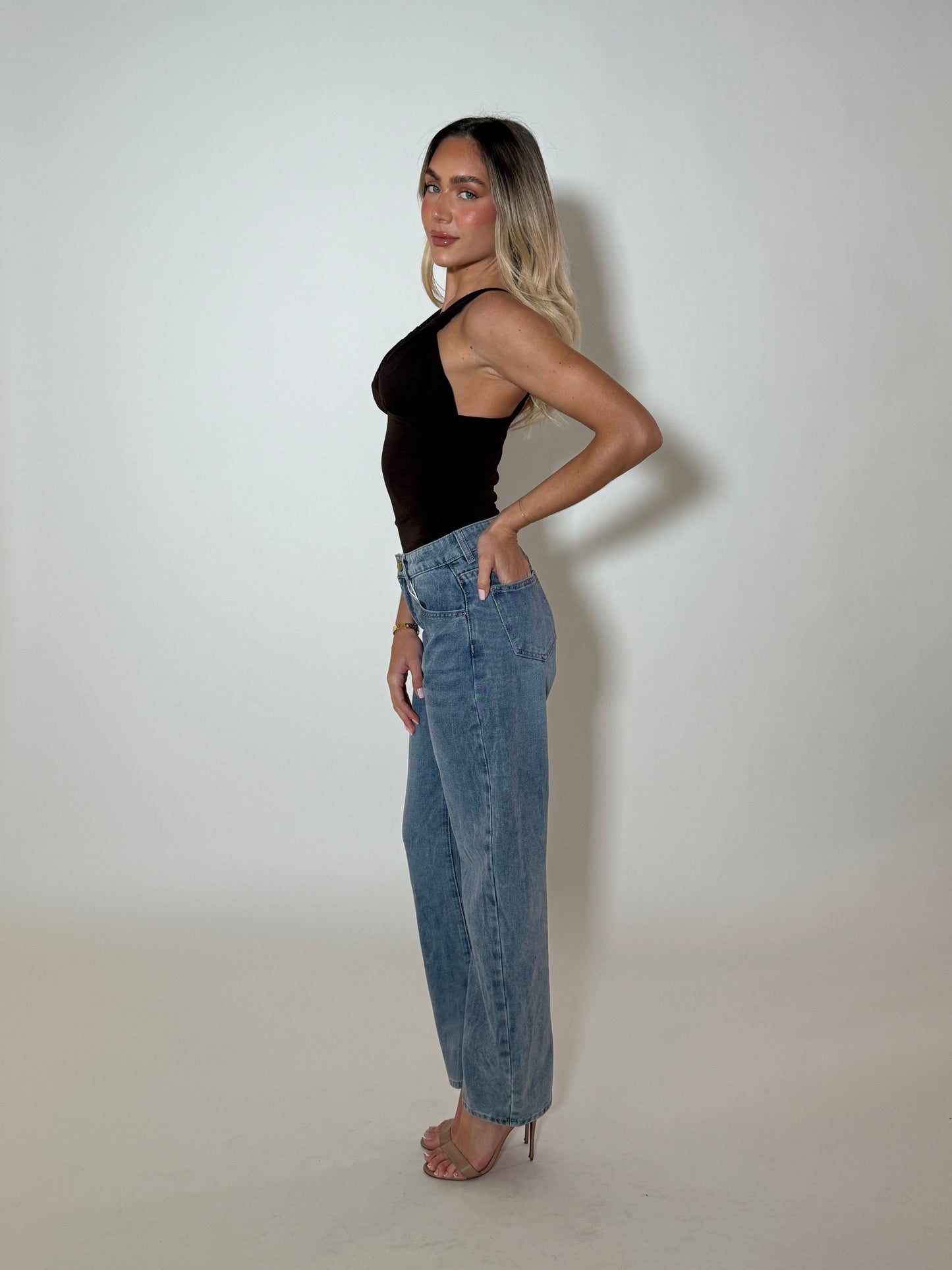 AVERY TOP - BROWN
