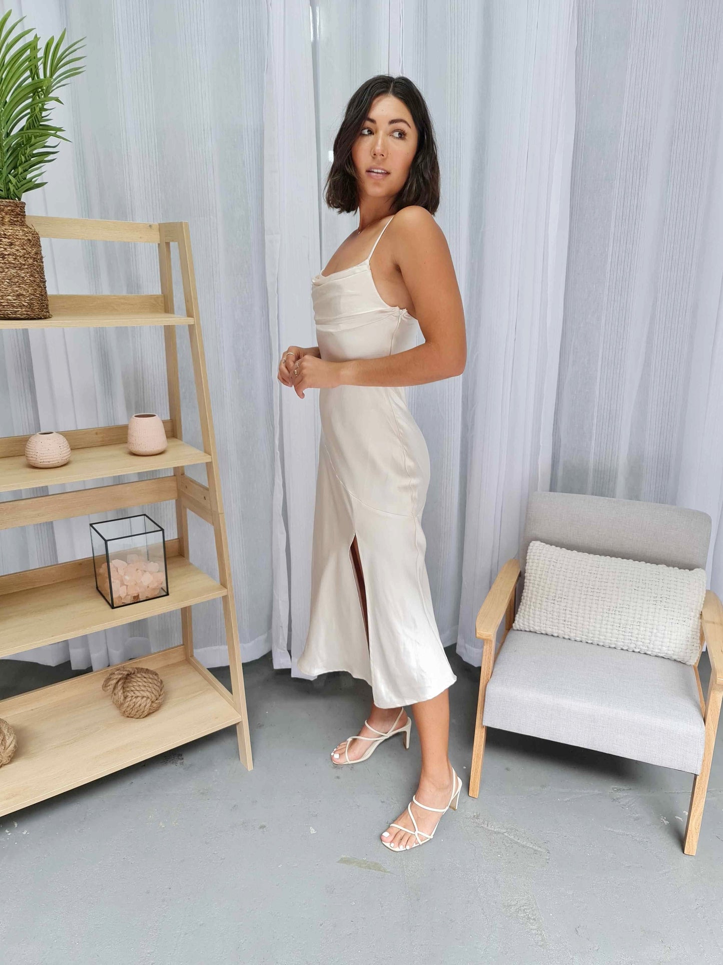 RODEO DRIVE DRESS - CHAMPAGNE