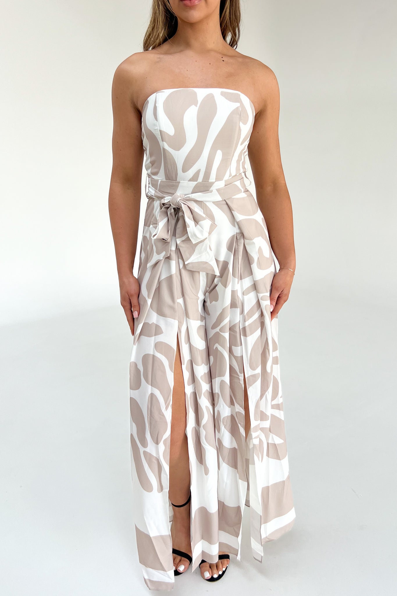 SOUMYA JUMPSUIT - LATTE