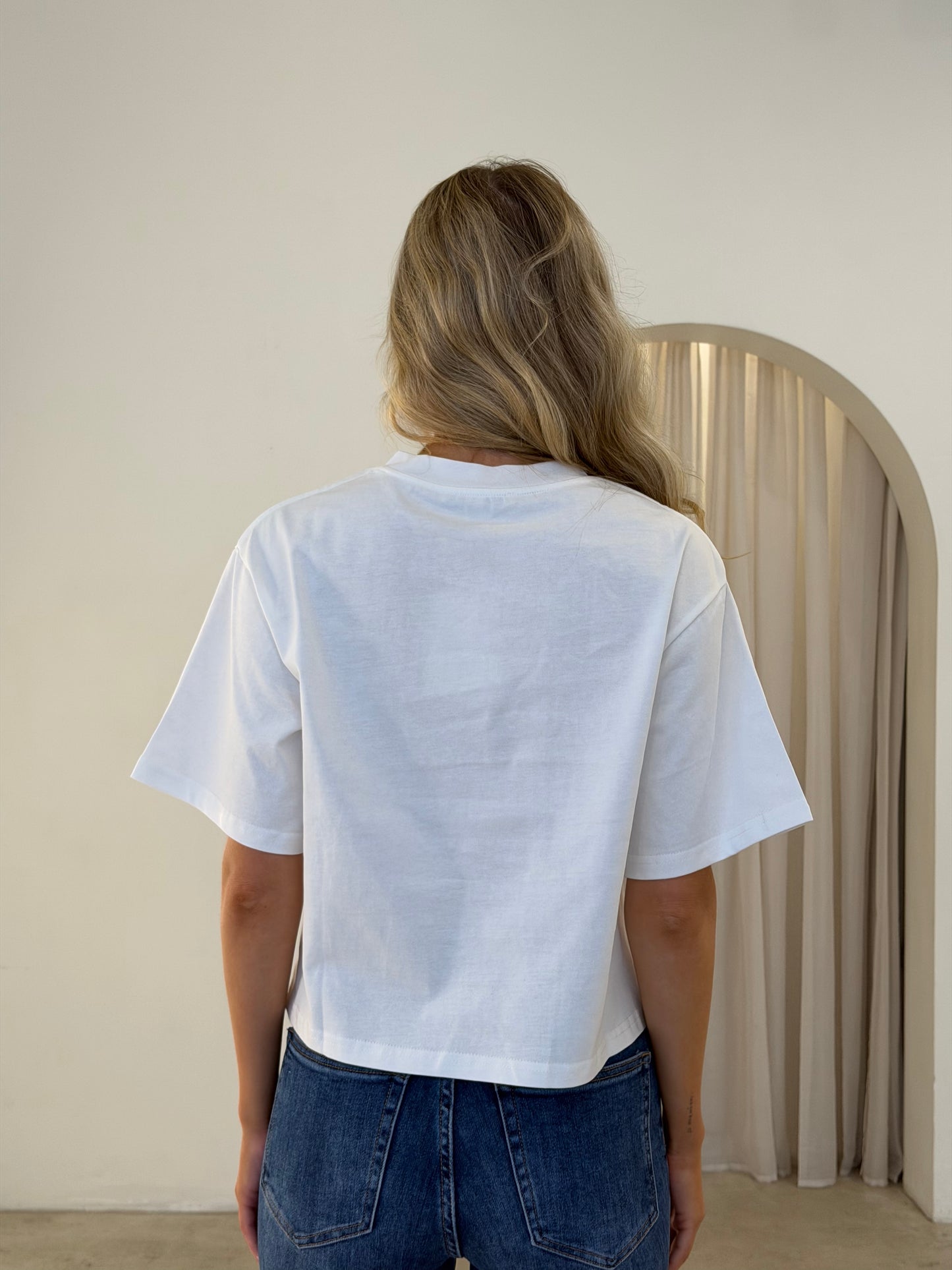 LORA T-SHIRT - WHITE