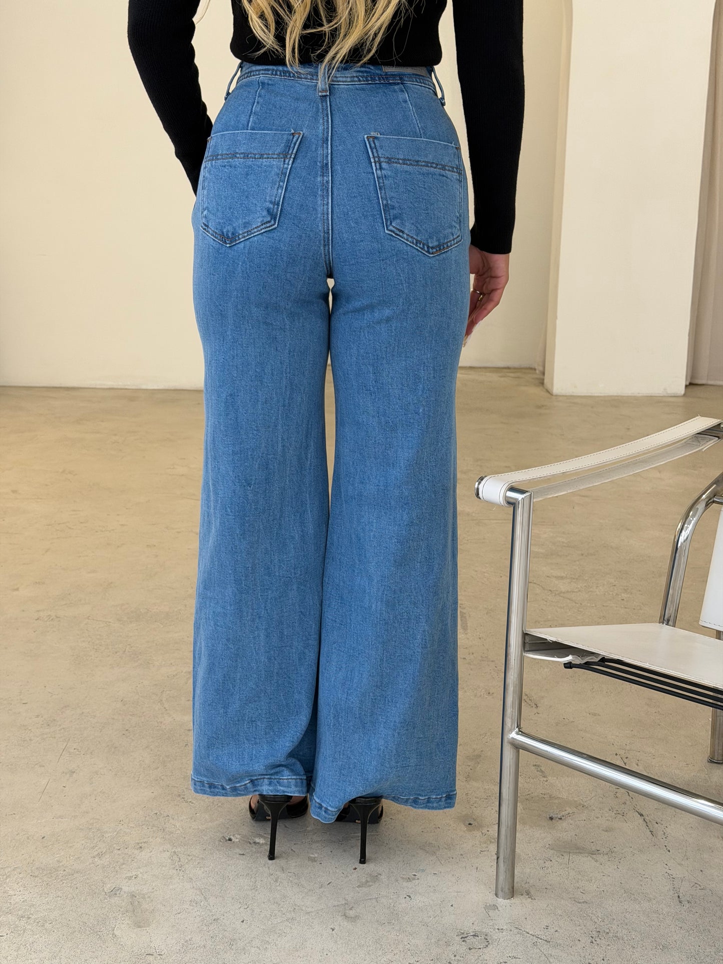 ZELDA JEANS - LIGHT BLUE