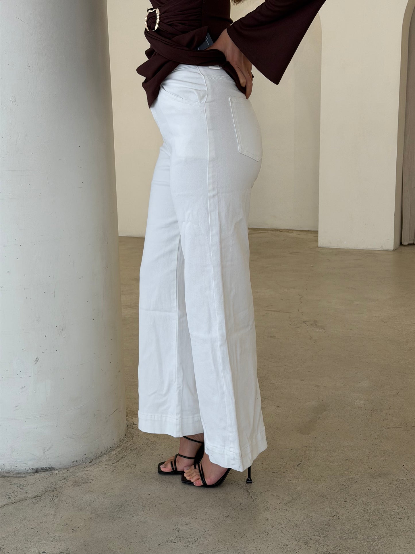 WINNIE JEANS - WHITE