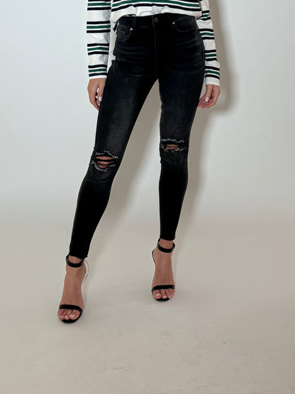MERADETH JEANS - BLACK DENIM