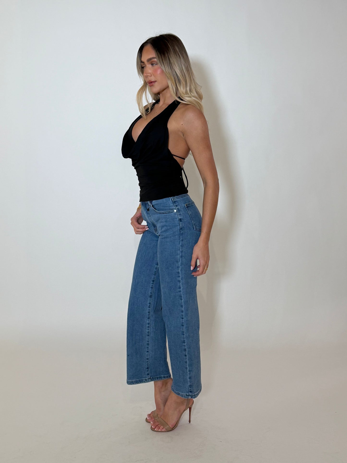 SADIE TOP - BLACK