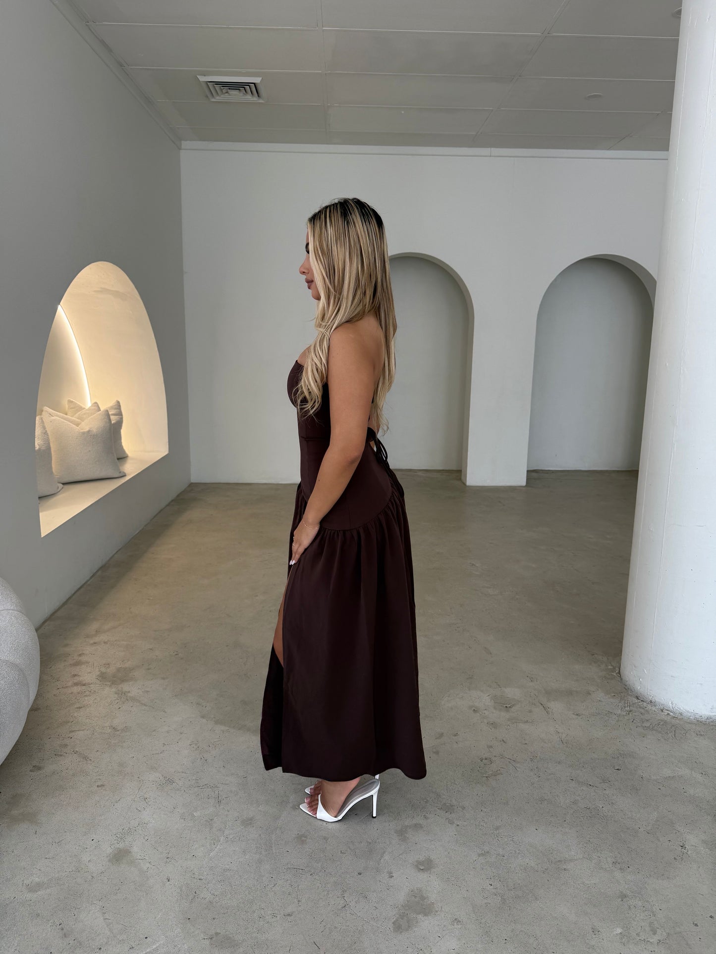 ALORA DRESS - CHOCOLATE